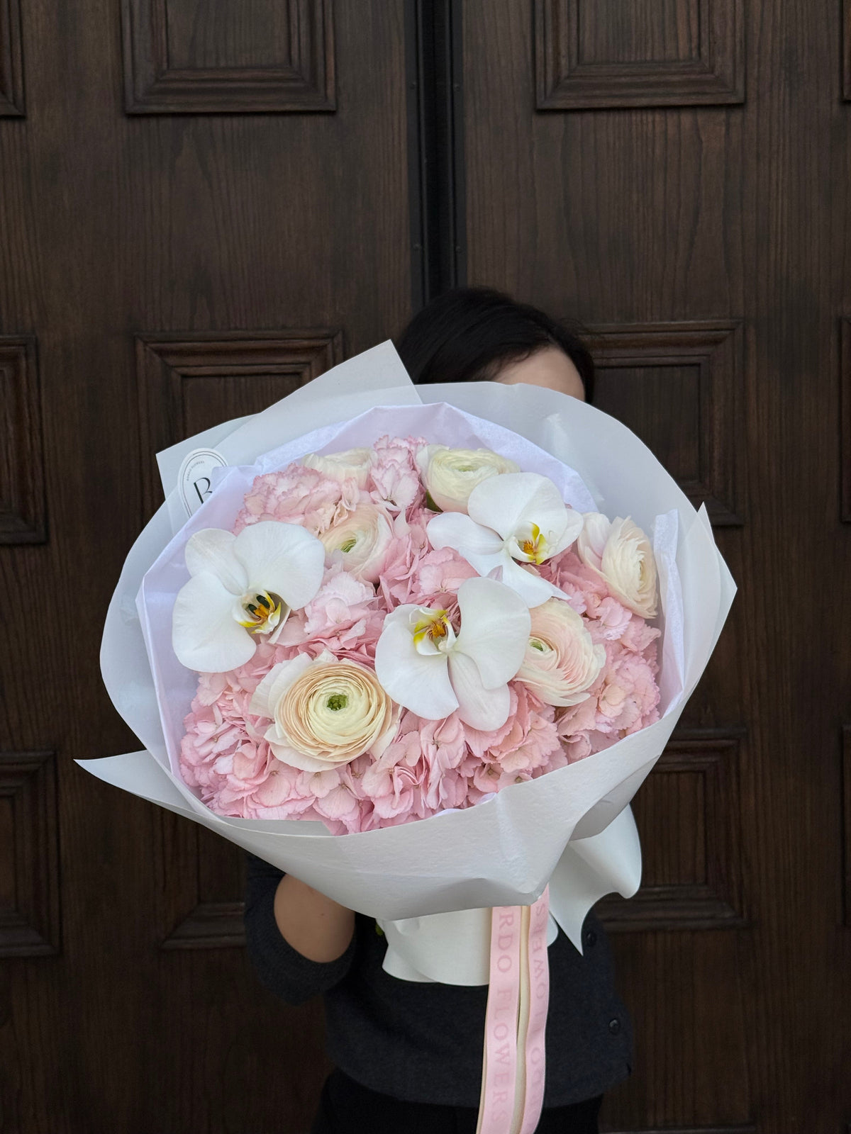 Sweet Souffle bouquet in Dallas TX, elegant fresh flower arrangement for same-day delivery